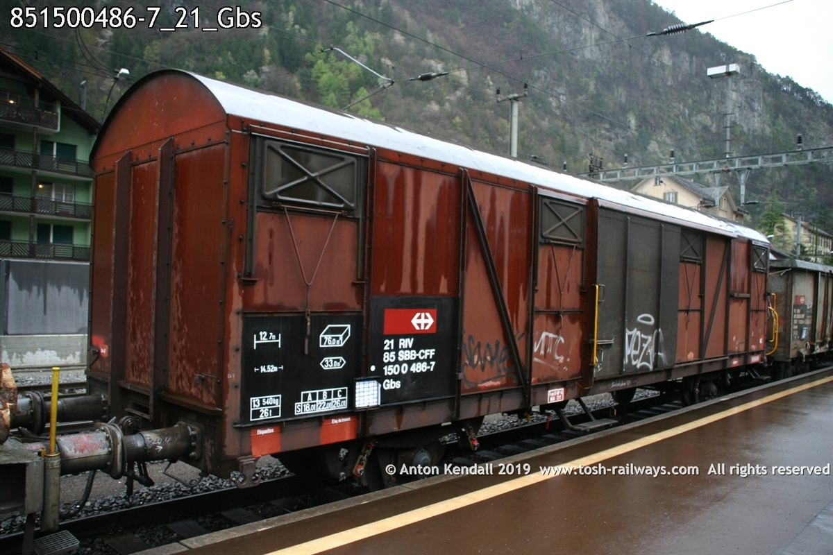 851500486-7_21_Gbs.jpg